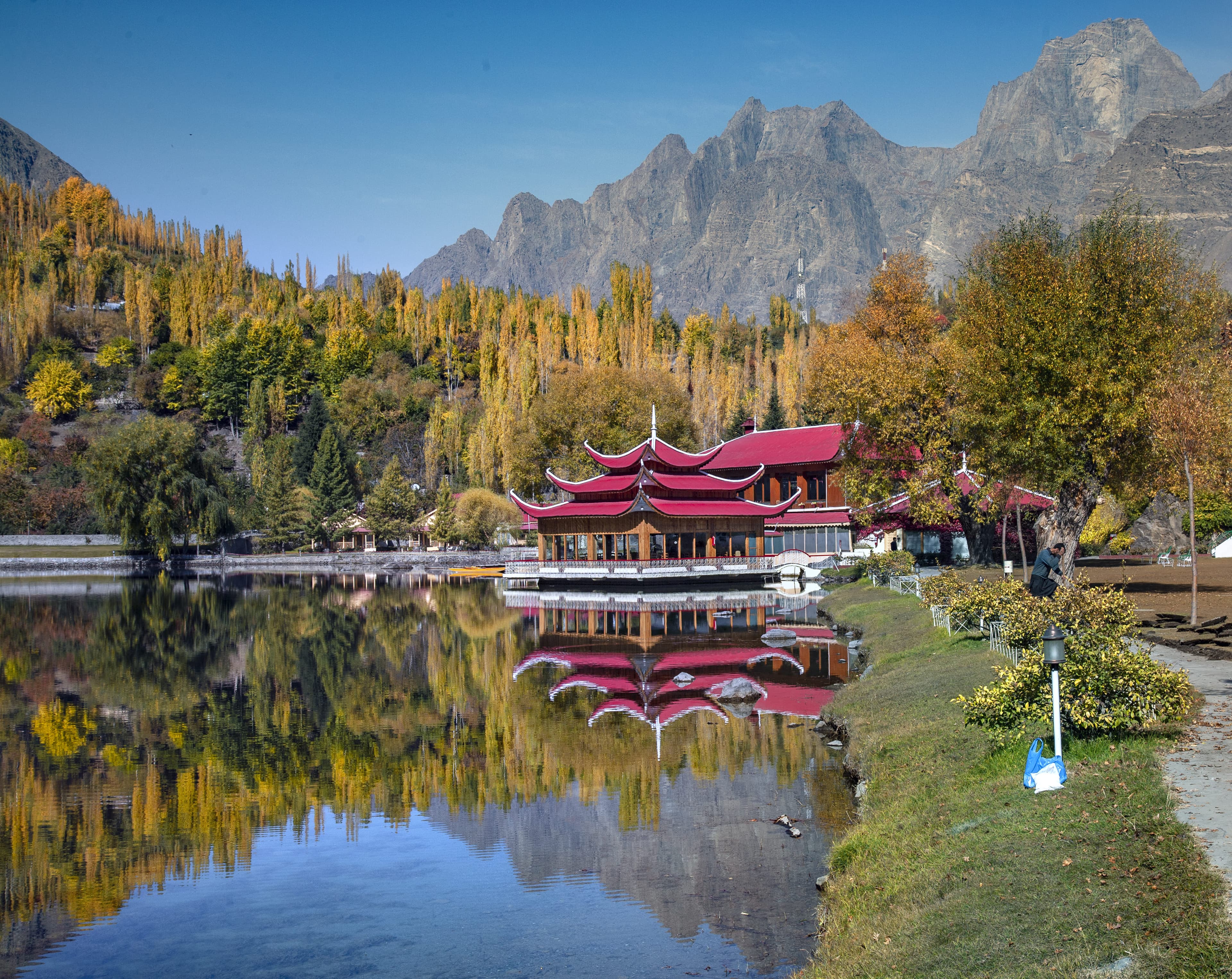 Mountains around Skardu